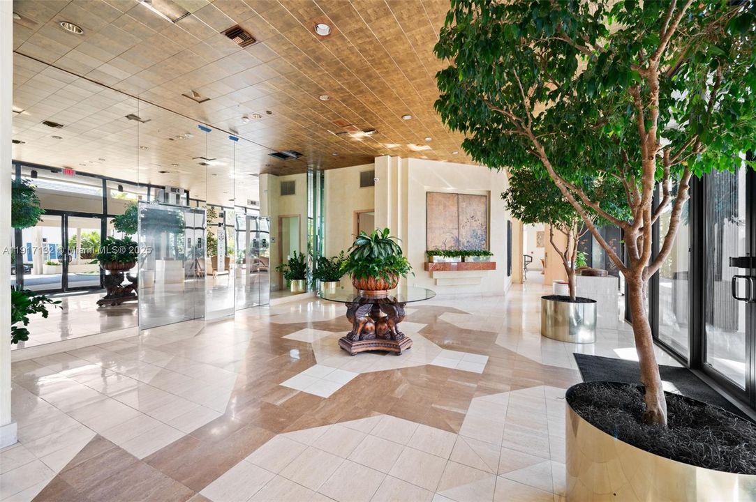 For Sale: $1,450,000 (3 beds, 3 baths, 1713 Square Feet)