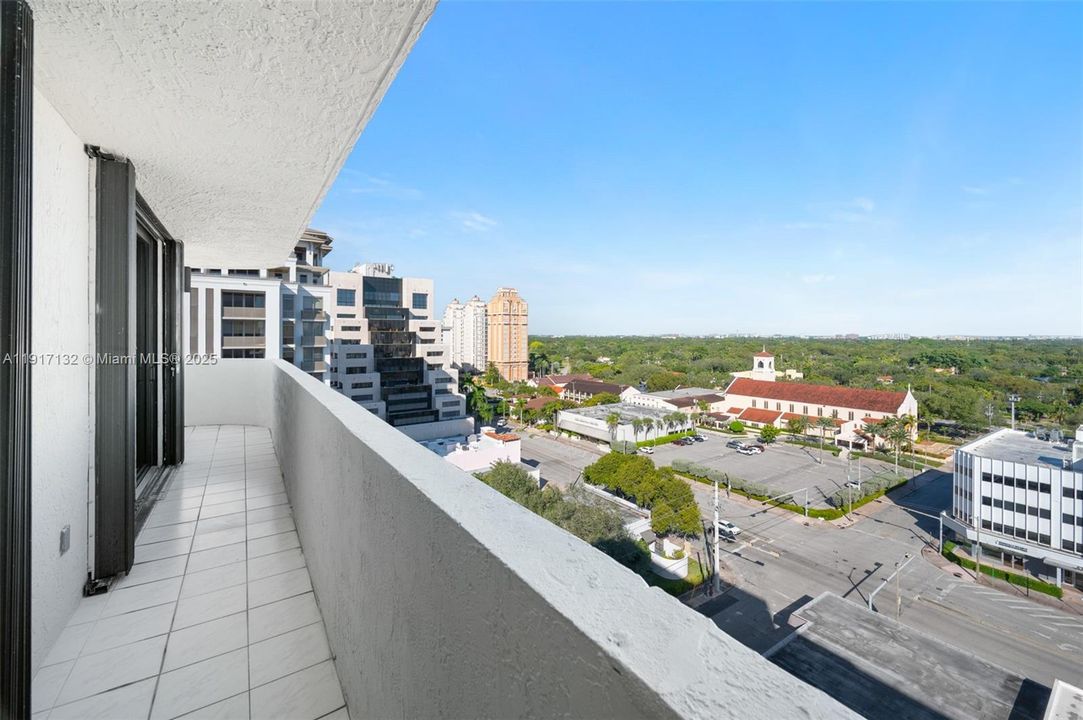 For Sale: $1,450,000 (3 beds, 3 baths, 1713 Square Feet)
