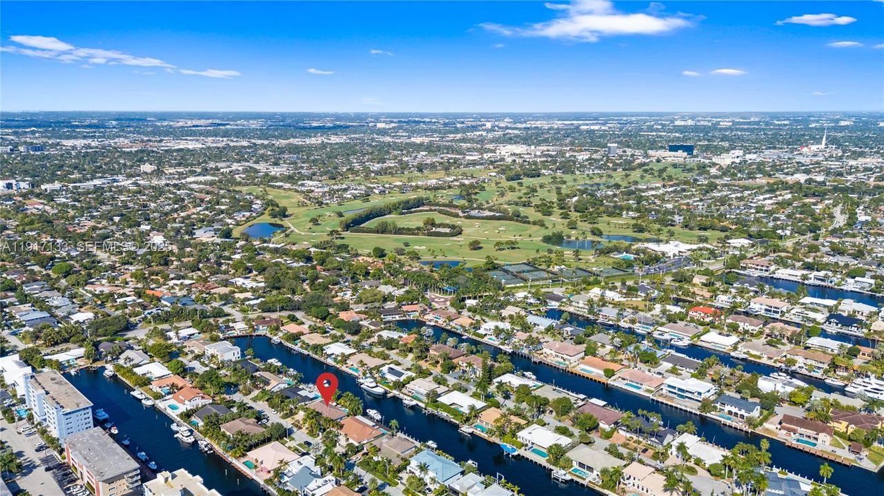 For Sale: $3,795,000 (4 beds, 3 baths, 3261 Square Feet)