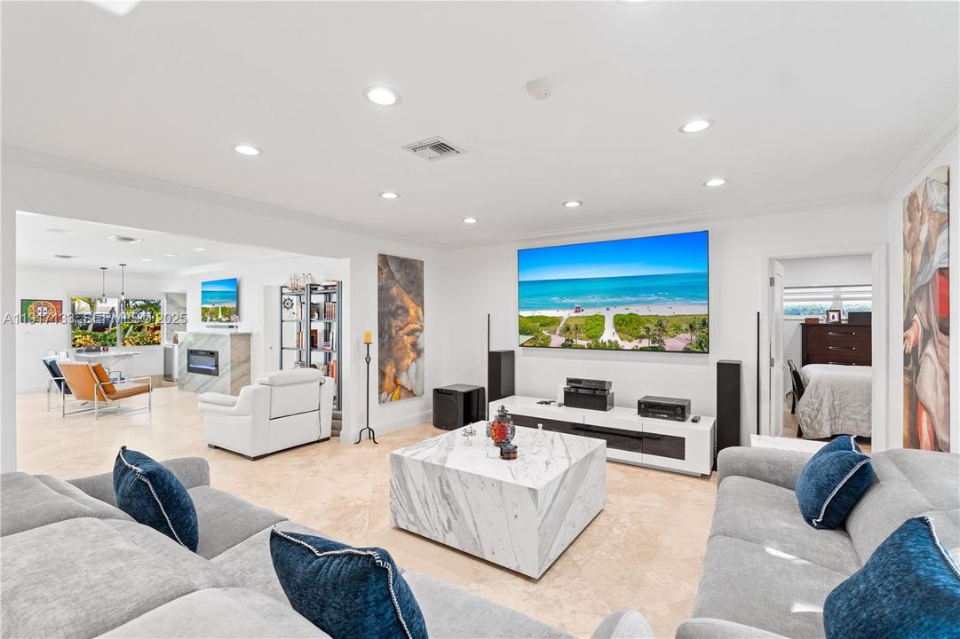 For Sale: $3,795,000 (4 beds, 3 baths, 3261 Square Feet)