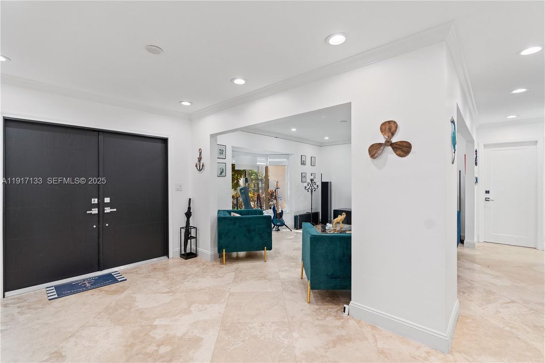 For Sale: $3,795,000 (4 beds, 3 baths, 3261 Square Feet)