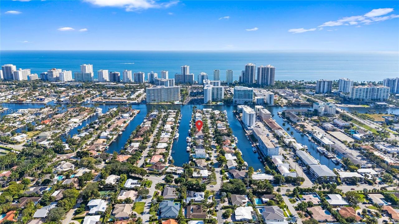 For Sale: $3,795,000 (4 beds, 3 baths, 3261 Square Feet)