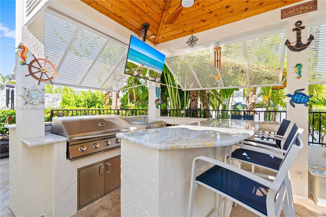 For Sale: $3,795,000 (4 beds, 3 baths, 3261 Square Feet)