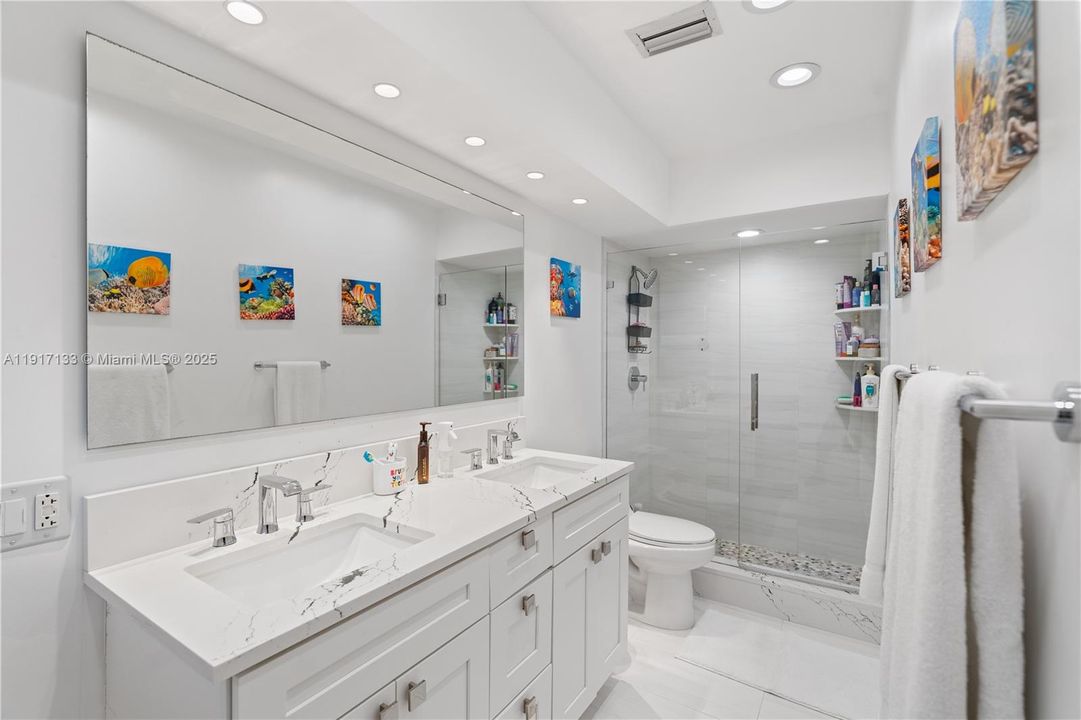 For Sale: $3,795,000 (4 beds, 3 baths, 3261 Square Feet)