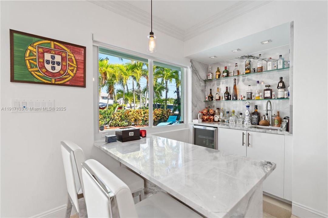 For Sale: $3,795,000 (4 beds, 3 baths, 3261 Square Feet)