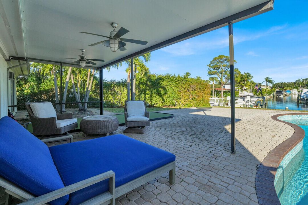 Patio/pool area