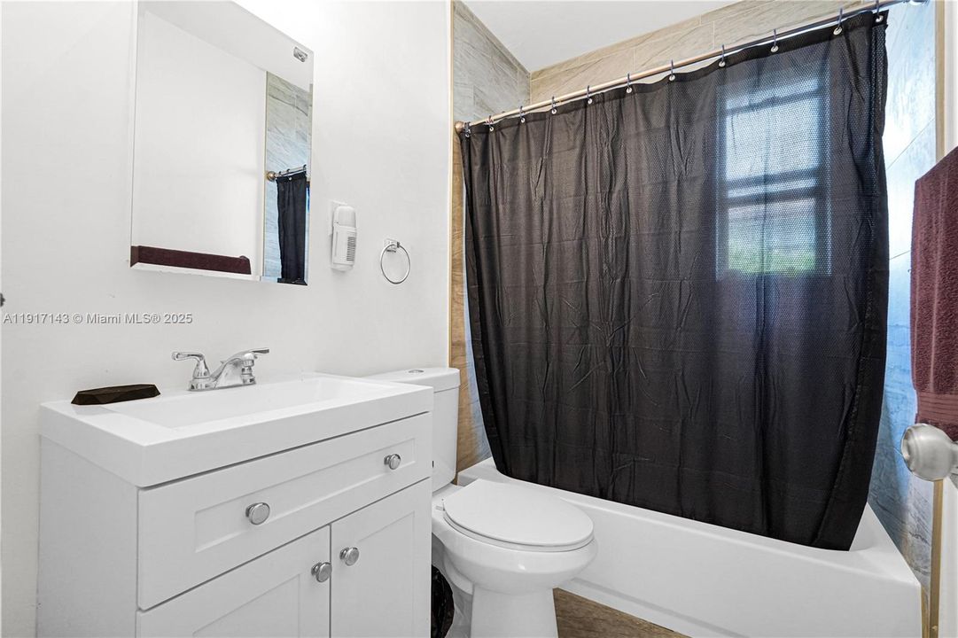 Active With Contract: $578,000 (0 beds, 0 baths, 1440 Square Feet)