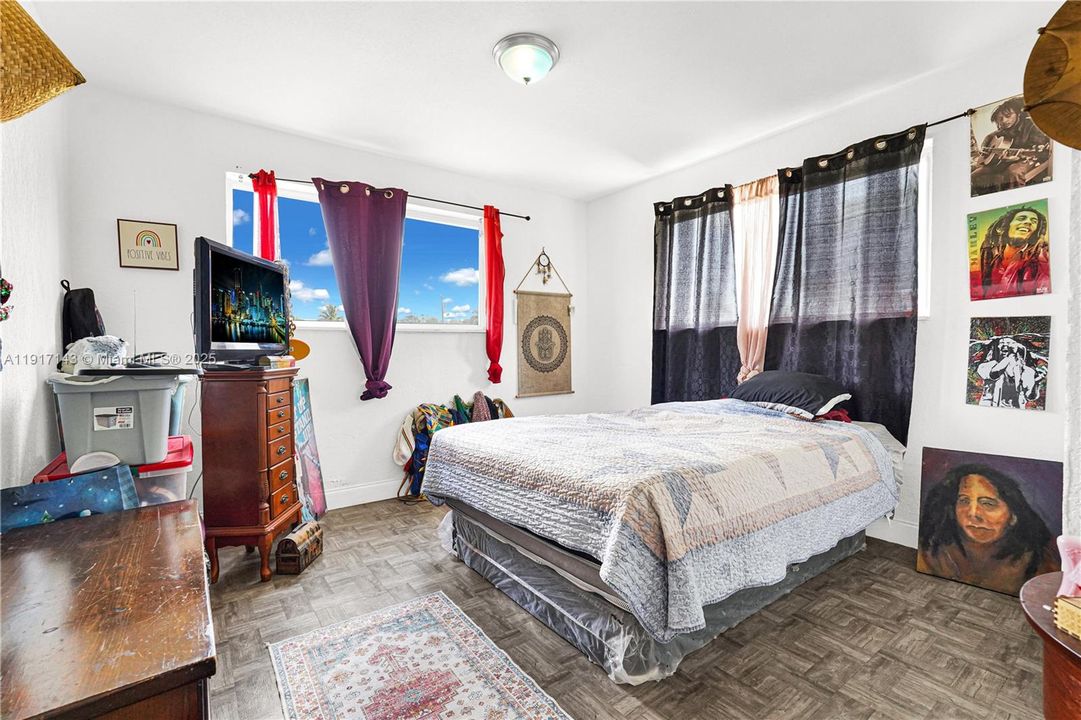 Active With Contract: $578,000 (0 beds, 0 baths, 1440 Square Feet)