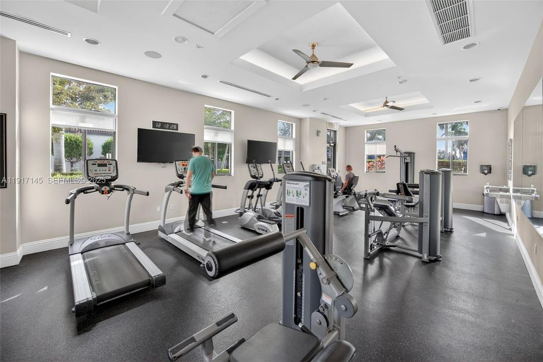 待售: $399,000 (2 贝兹, 2 浴室, 1422 平方英尺)