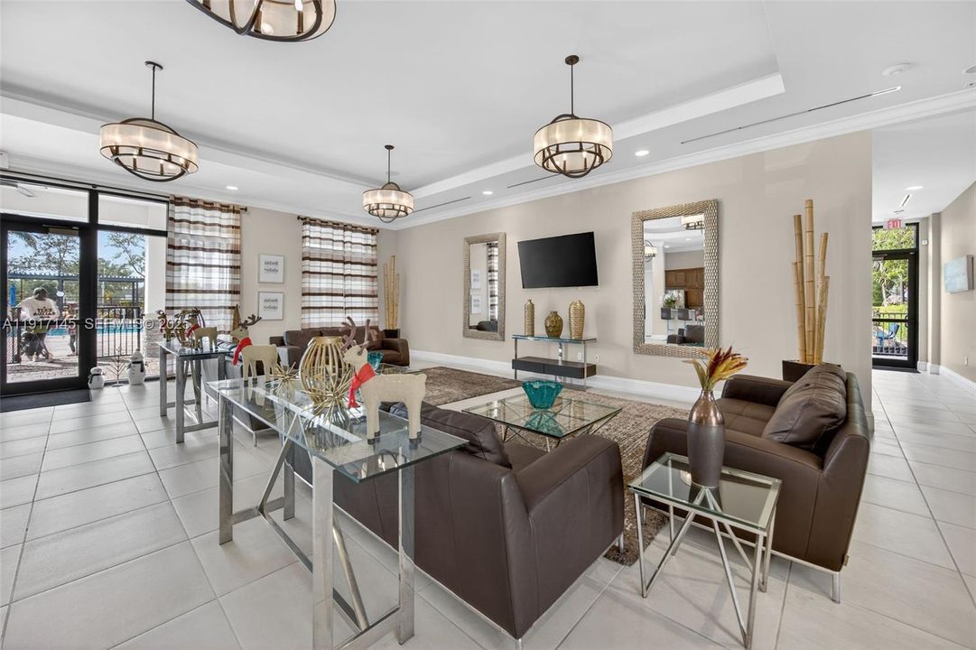 待售: $399,000 (2 贝兹, 2 浴室, 1422 平方英尺)