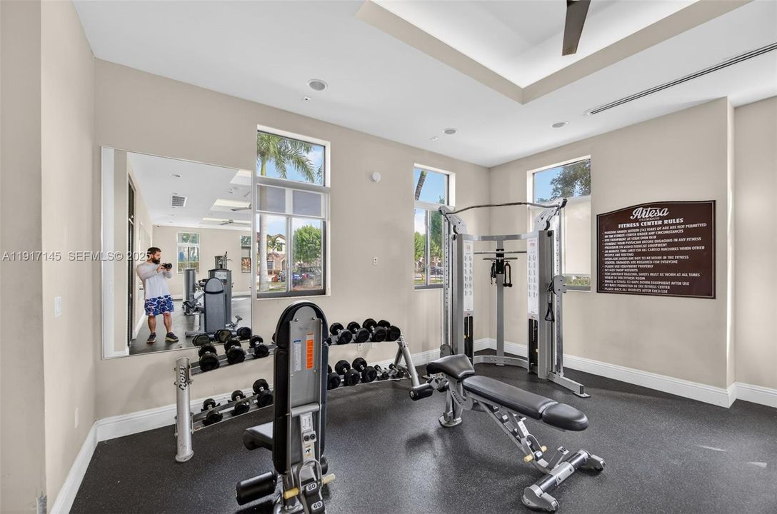 待售: $399,000 (2 贝兹, 2 浴室, 1422 平方英尺)