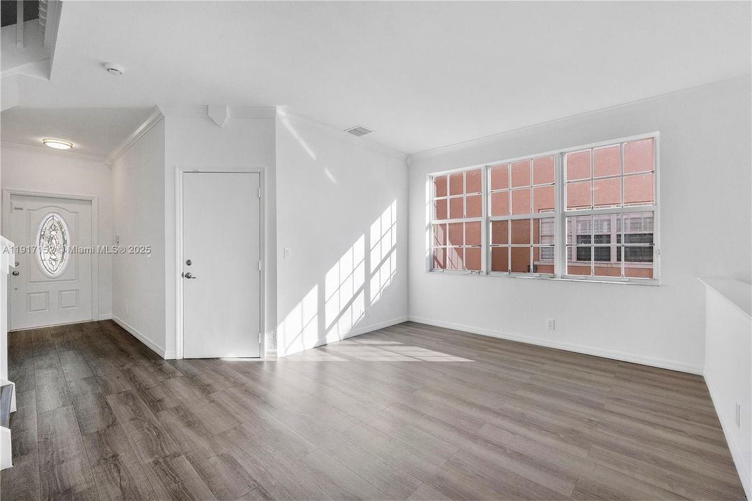 На продажу: $480,000 (4 спален, 2 ванн, 1848 Квадратных фут)