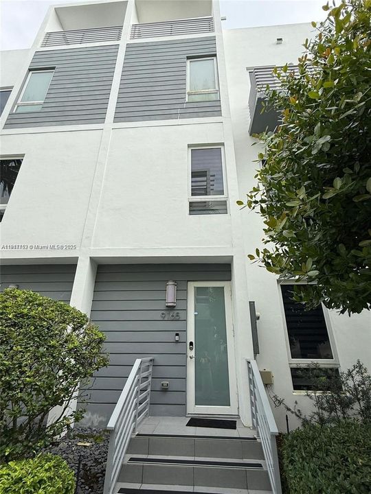 For Sale: $869,000 (4 beds, 3 baths, 2335 Square Feet)