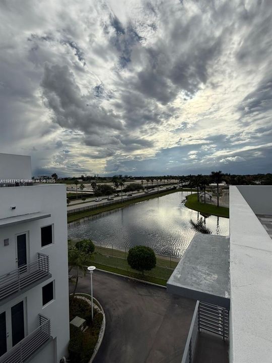 For Sale: $869,000 (4 beds, 3 baths, 2335 Square Feet)