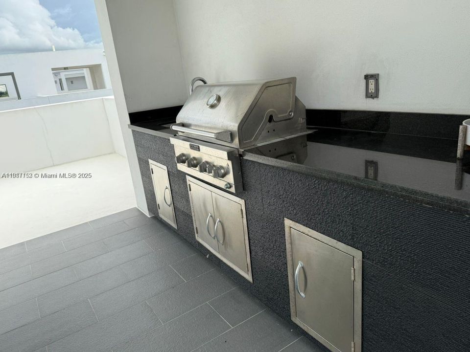 For Sale: $869,000 (4 beds, 3 baths, 2335 Square Feet)