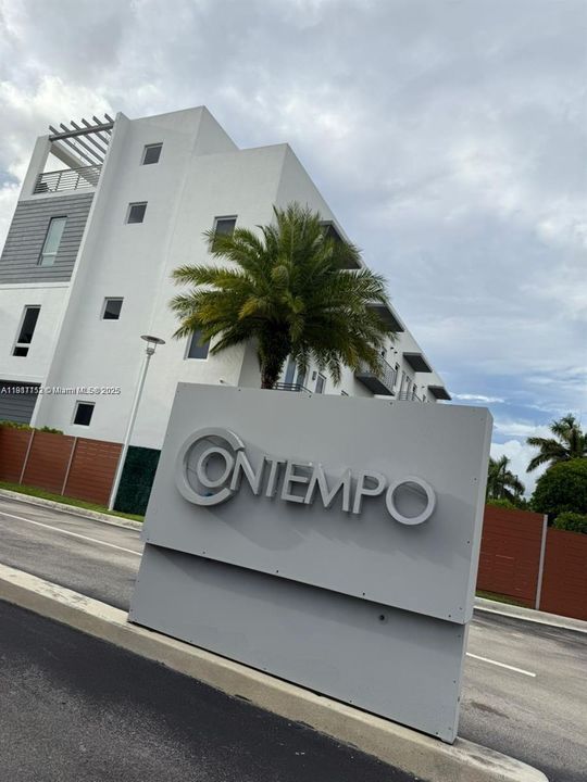 For Sale: $869,000 (4 beds, 3 baths, 2335 Square Feet)