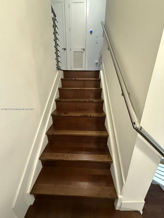 For Sale: $869,000 (4 beds, 3 baths, 2335 Square Feet)