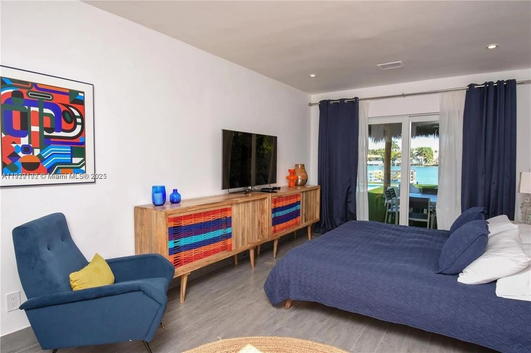 For Rent: $10,000 (3 beds, 3 baths, 2182 Square Feet)