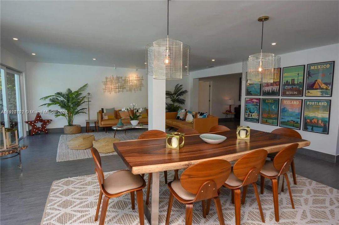 For Rent: $10,000 (3 beds, 3 baths, 2182 Square Feet)