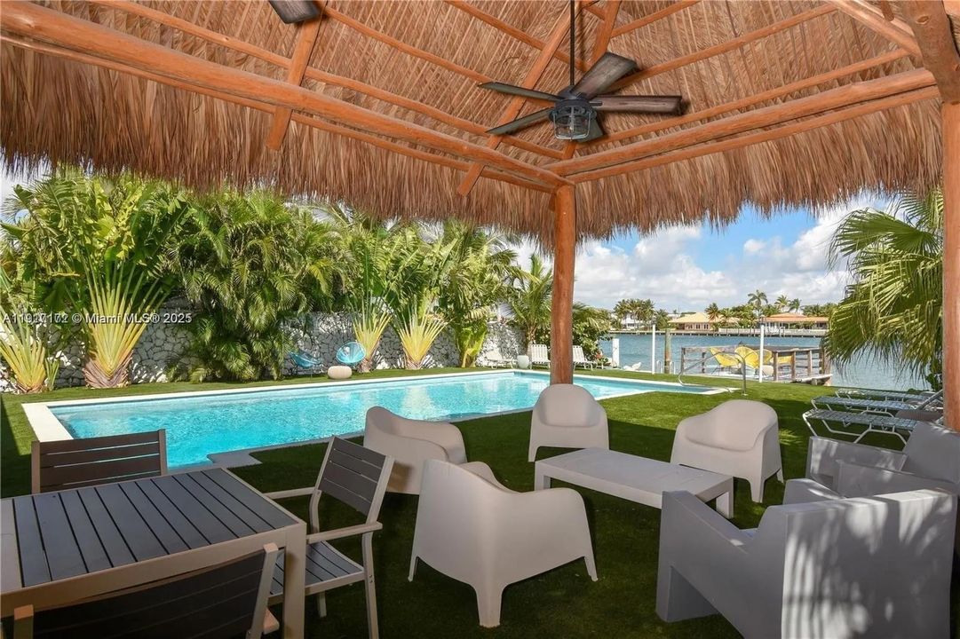 For Rent: $10,000 (3 beds, 3 baths, 2182 Square Feet)