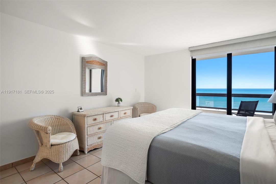 待售: $825,000 (1 贝兹, 1 浴室, 861 平方英尺)