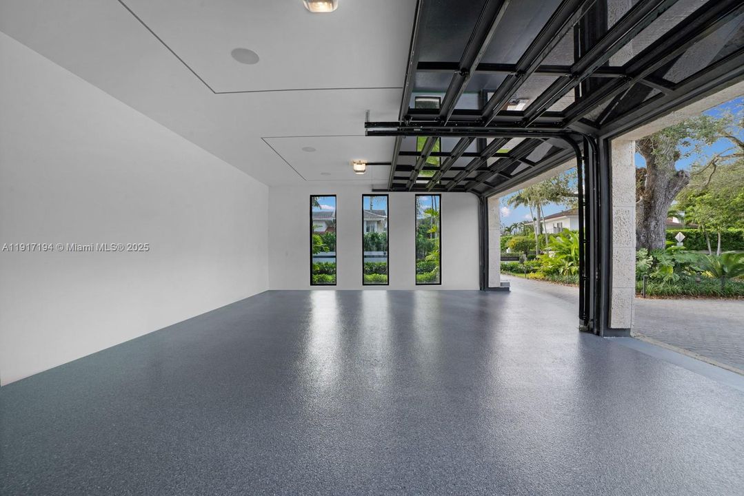 For Sale: $6,499,000 (3 beds, 3 baths, 3635 Square Feet)