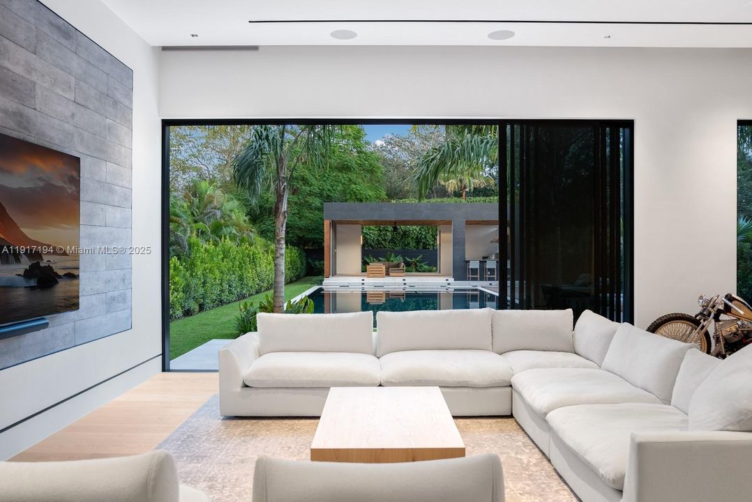 For Sale: $6,499,000 (3 beds, 3 baths, 3635 Square Feet)