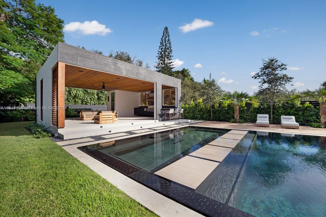 For Sale: $6,499,000 (3 beds, 3 baths, 3635 Square Feet)