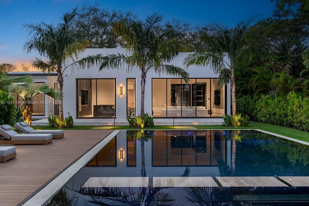 For Sale: $6,499,000 (3 beds, 3 baths, 3635 Square Feet)