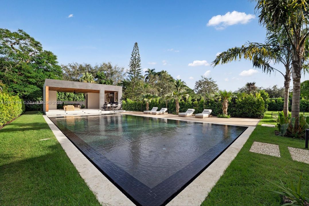 For Sale: $6,499,000 (3 beds, 3 baths, 3635 Square Feet)