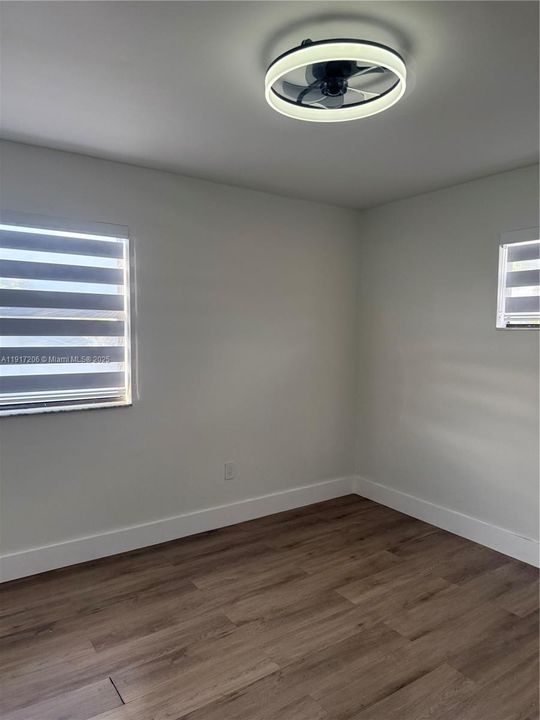 En Venta: $435,000 (3 camas, 2 baños, 1245 Pies cuadrados)