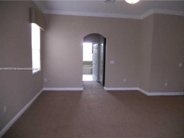 出租: $4,990 (5 贝兹, 2 浴室, 3184 平方英尺)