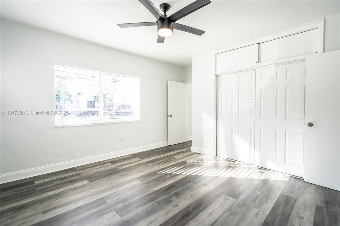 合同活跃: $1,850 (1 贝兹, 1 浴室, 629 平方英尺)