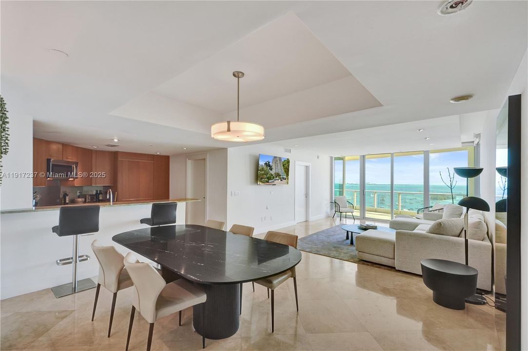 For Sale: $2,900,000 (2 beds, 2 baths, 1756 Square Feet)