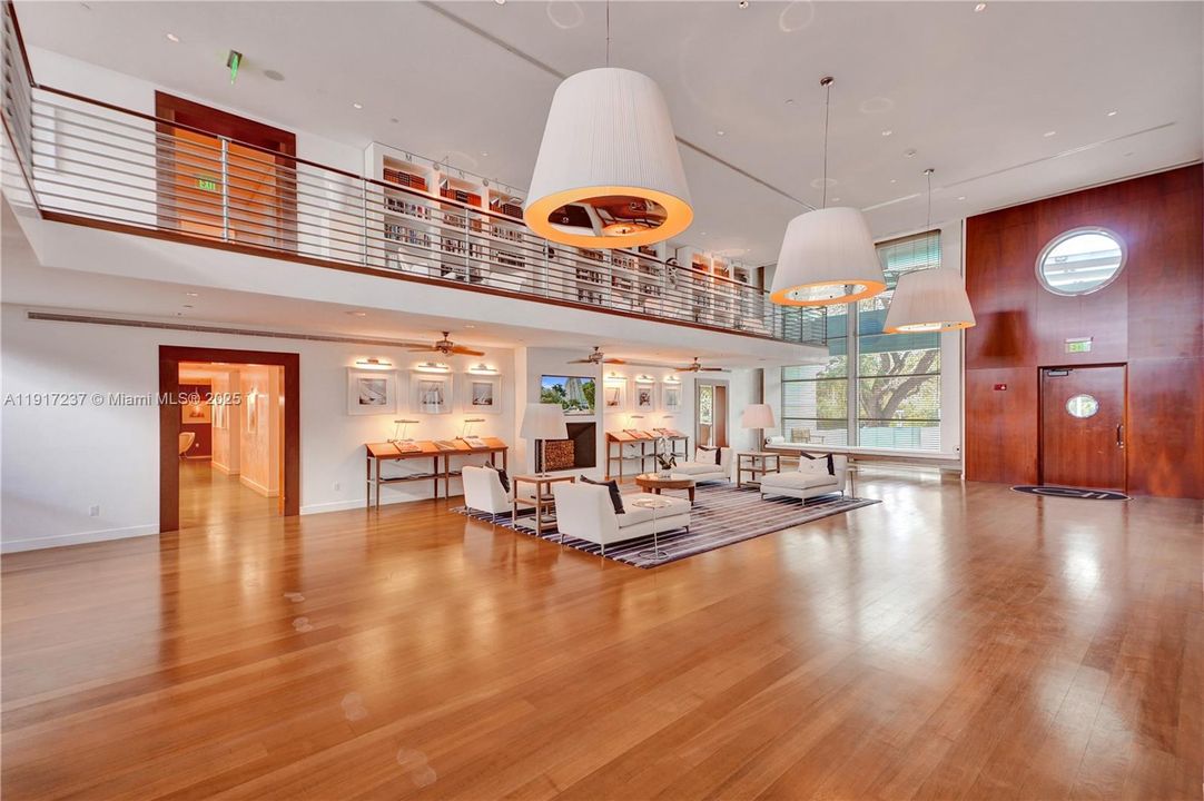 For Sale: $2,900,000 (2 beds, 2 baths, 1756 Square Feet)