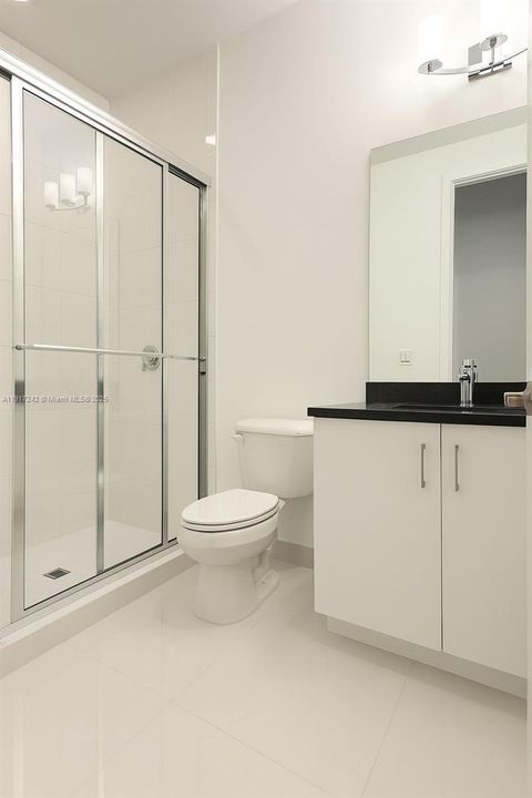 For Sale: $2,250,000 (5 beds, 7 baths, 4605 Square Feet)