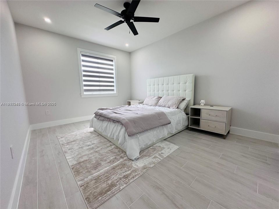 待售: $999,900 (5 贝兹, 4 浴室, 3532 平方英尺)