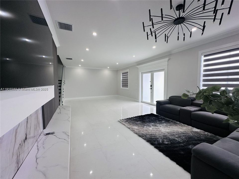 待售: $999,900 (5 贝兹, 4 浴室, 3532 平方英尺)