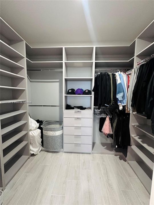 待售: $999,900 (5 贝兹, 4 浴室, 3532 平方英尺)