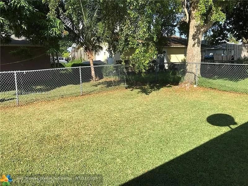 8151 SW 6th Court, North Lauderdale 1234 SF