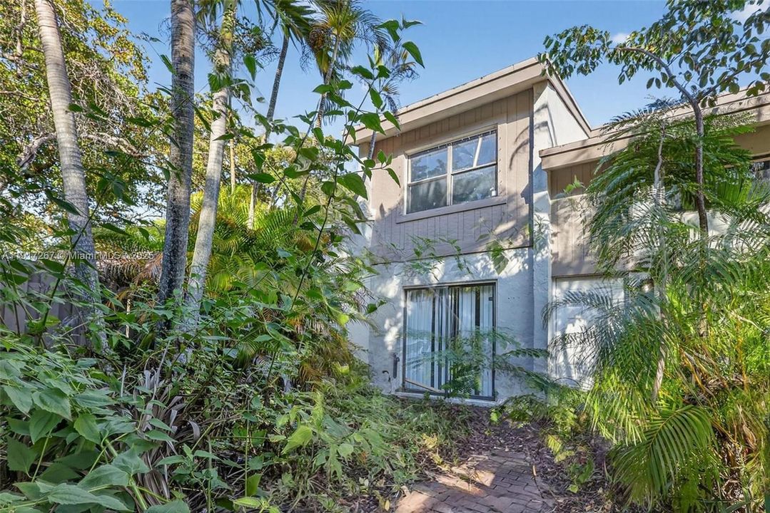 En Venta: $430,000 (3 camas, 2 baños, 1584 Pies cuadrados)