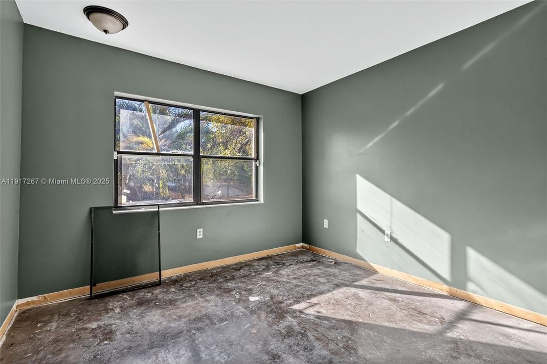 upstairs 3rd bedroom