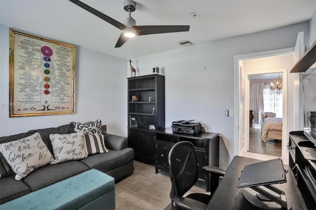 For Sale: $745,000 (3 beds, 2 baths, 1408 Square Feet)