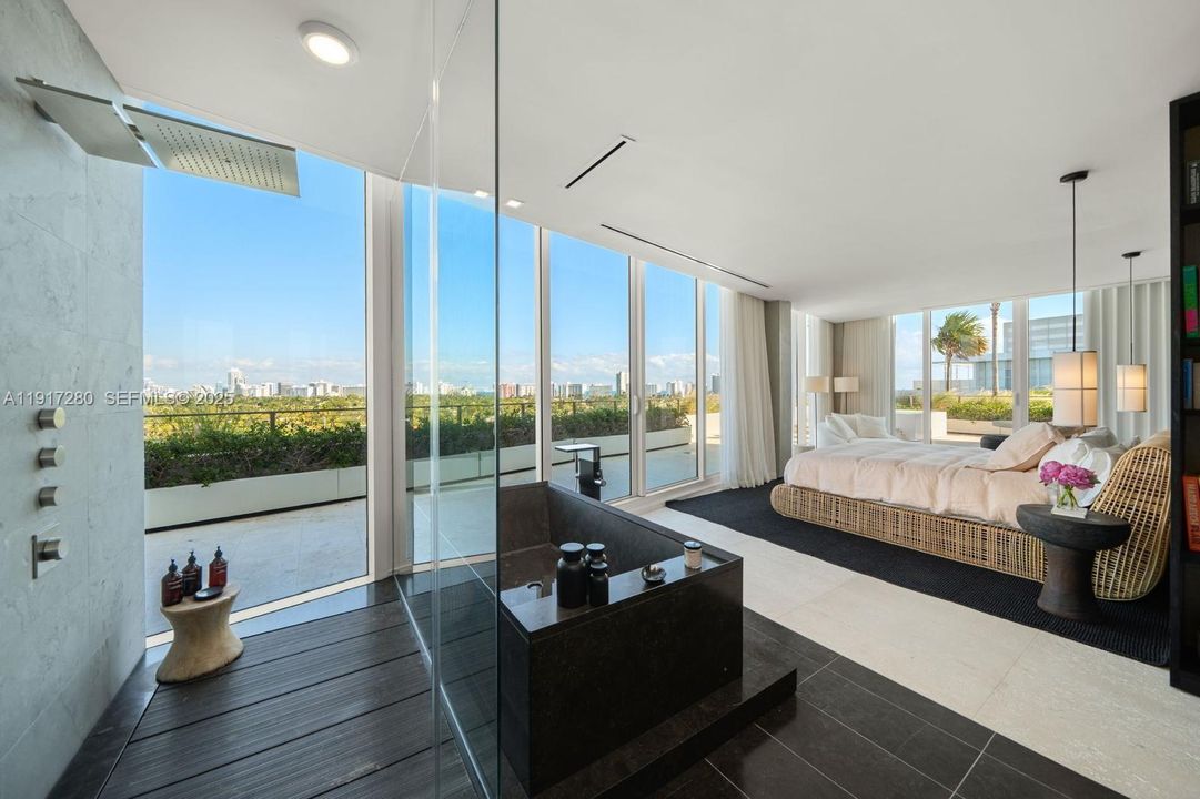 В аренду: $85,000 (2 спален, 2 ванн, 4230 Квадратных фут)