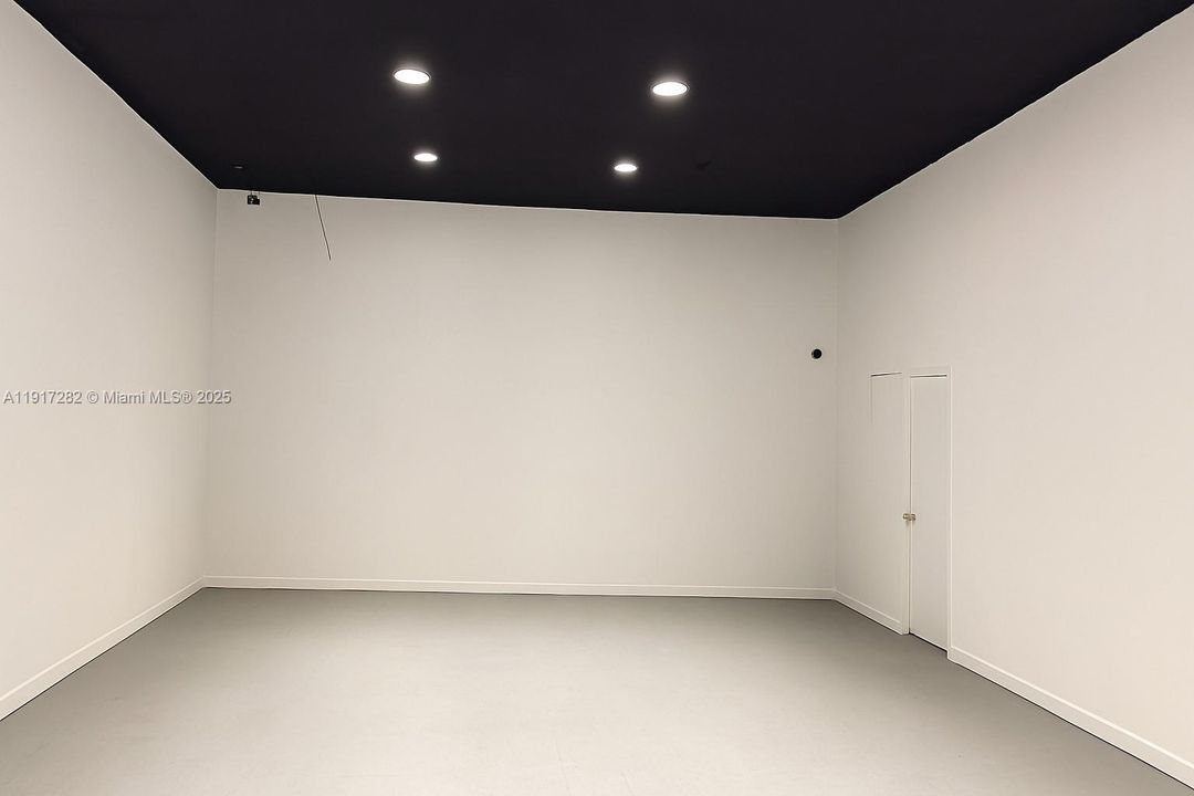 For Rent: $2,800 (0 beds, 0 baths, 0 Square Feet)