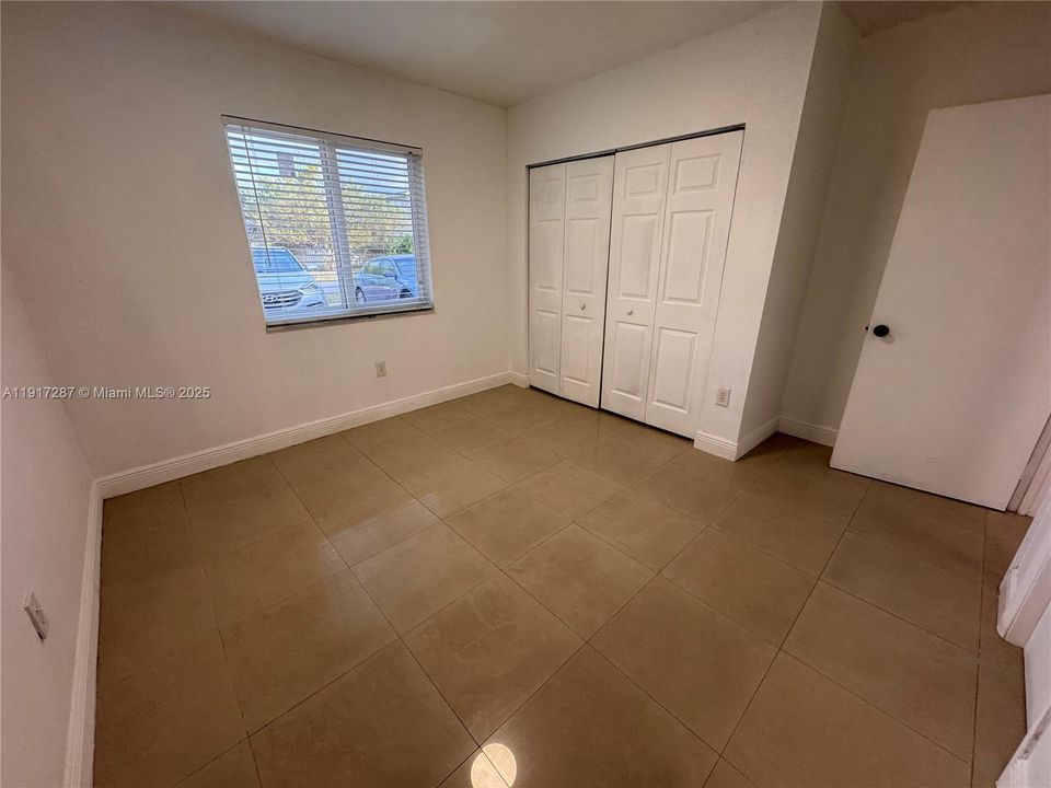 Недавно арендовано: $2,300 (2 спален, 1 ванн, 2285 Квадратных фут)