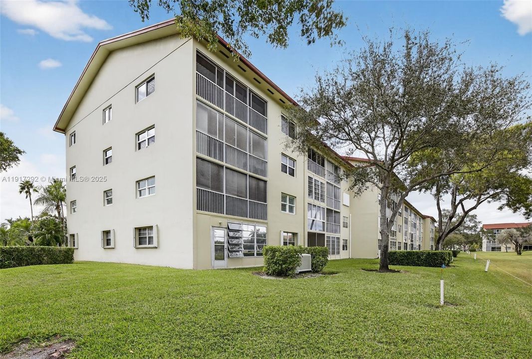 待售: $180,000 (2 贝兹, 2 浴室, 1192 平方英尺)