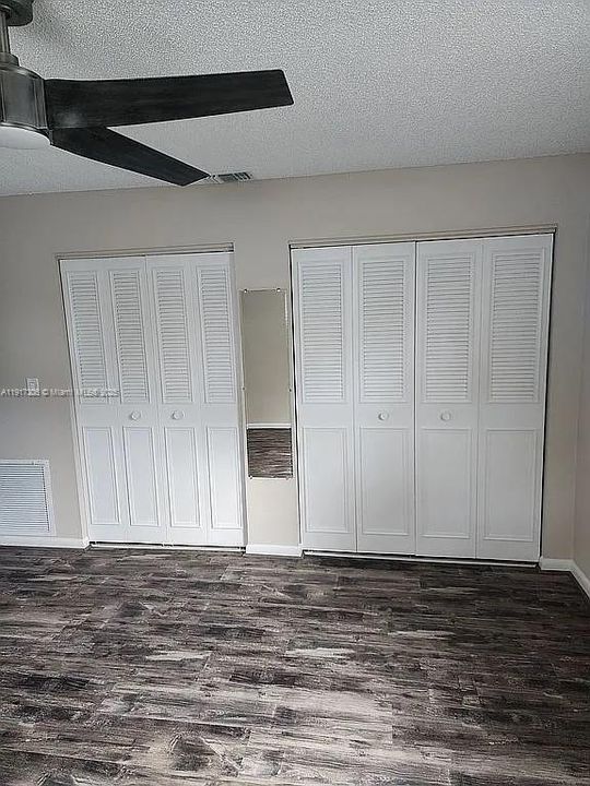 For Sale: $145,000 (1 beds, 1 baths, 473 Square Feet)