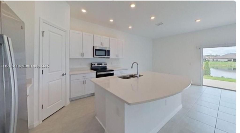 На продажу: $290,000 (3 спален, 2 ванн, 0 Квадратных фут)