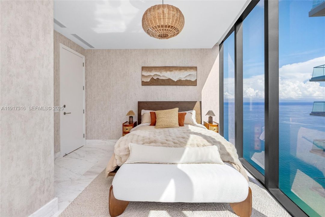 待售: $11,950,000 (3 贝兹, 4 浴室, 4154 平方英尺)